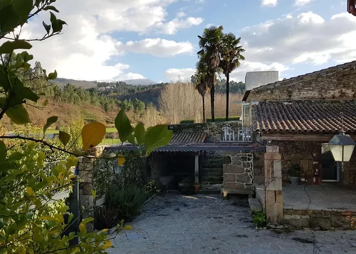 Solar De Maceira 3* Seia